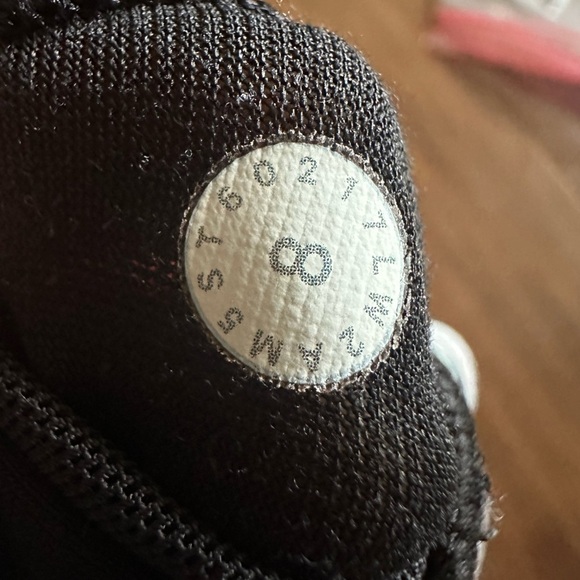 Lululemon Energy Bra (Nulux)
Vivid Vision Multi Black
Size 8
W2AM5S - Picture 4 of 4